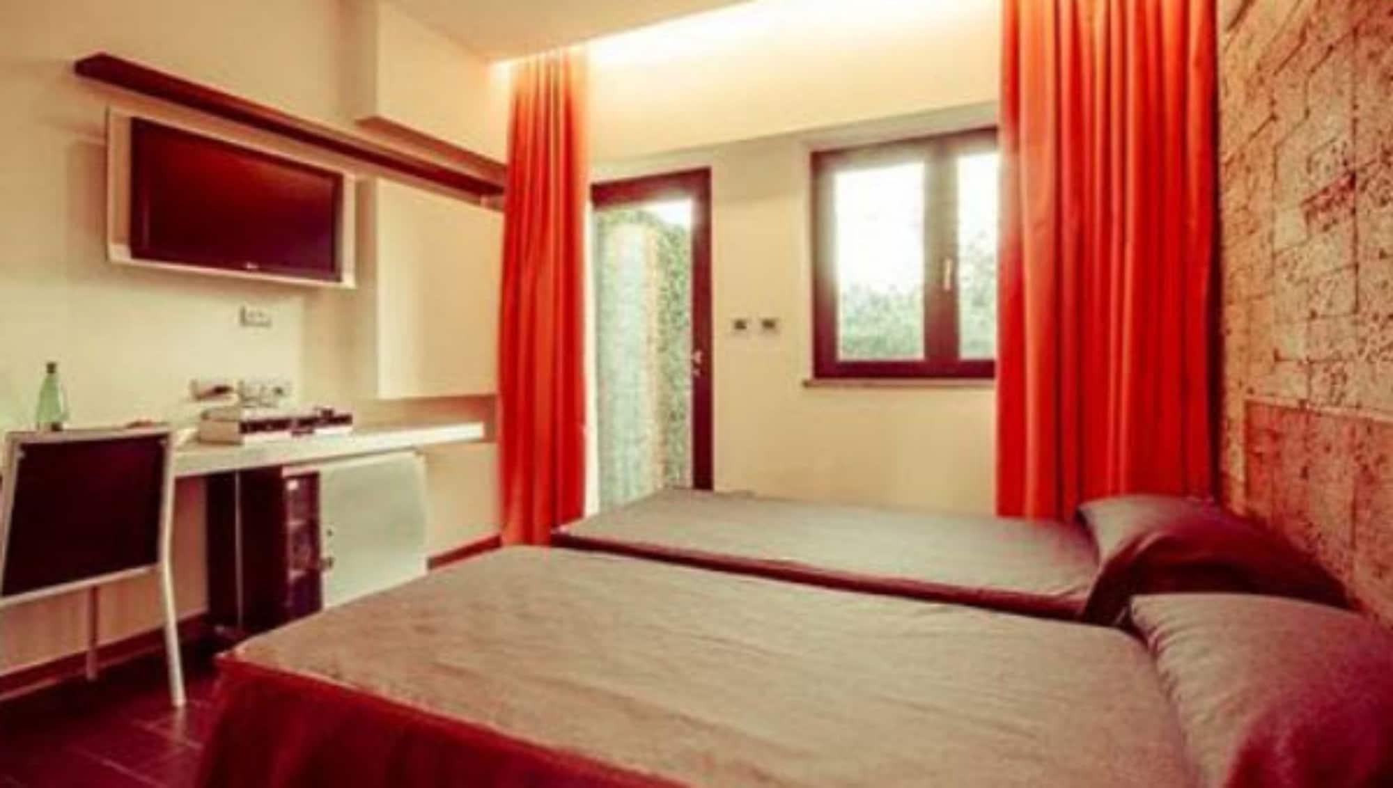 Hotel Ways Garden & Leisure Roma