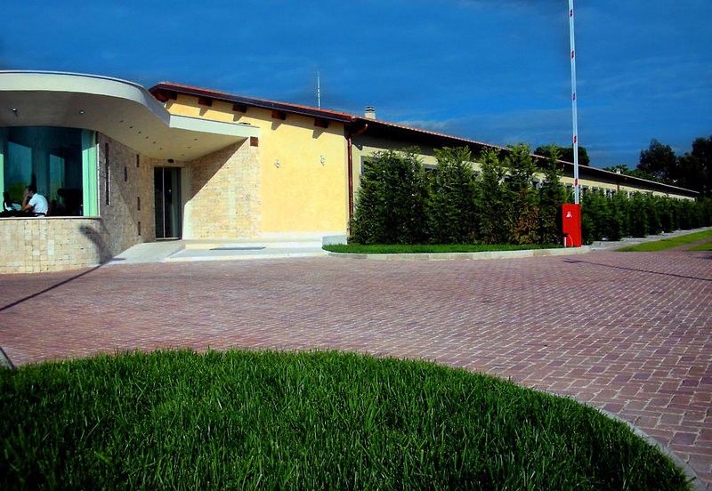 Ways Garden & Leisure